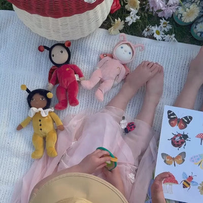 Dinky Dinkums Backyard Buddies - Millie Moth video