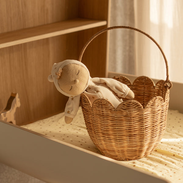 Rattan Tulip Carry Basket - Natural