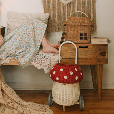 Rattan Mushroom Luggy - Red video